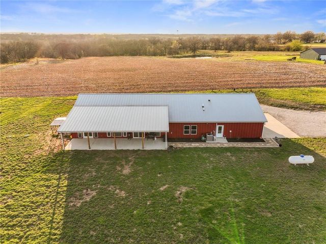 6404 Gracie Lane, Odessa, MO 64076