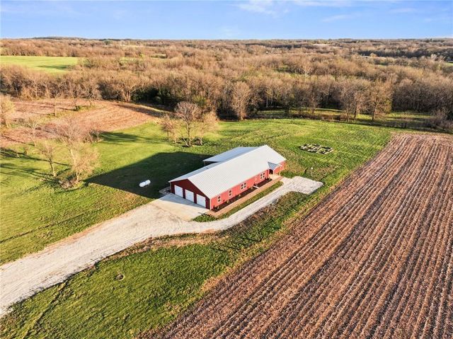 6404 Gracie Lane, Odessa, MO 64076