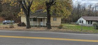 122 Cross Lanes Drive, Nitro, WV 25143