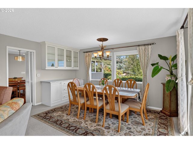 13240 KNAUS Rd, Lake Oswego, OR 97034