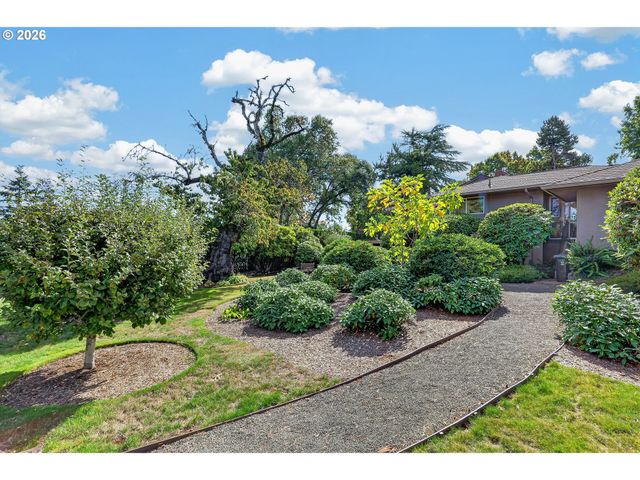 13240 KNAUS Rd, Lake Oswego, OR 97034