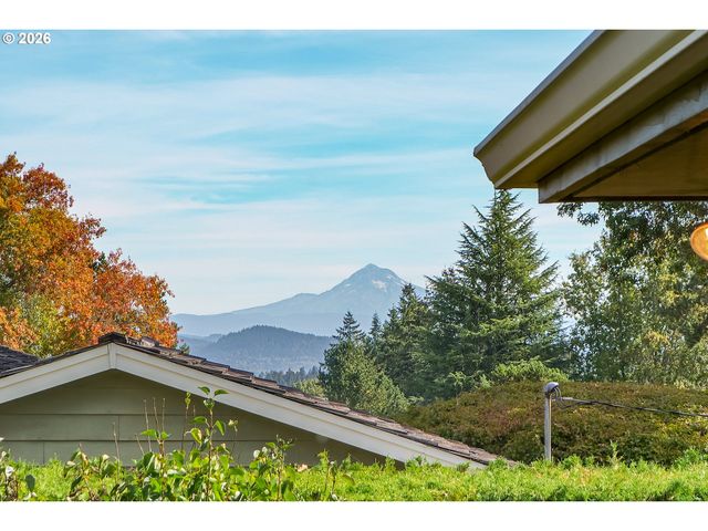 13240 KNAUS Rd, Lake Oswego, OR 97034