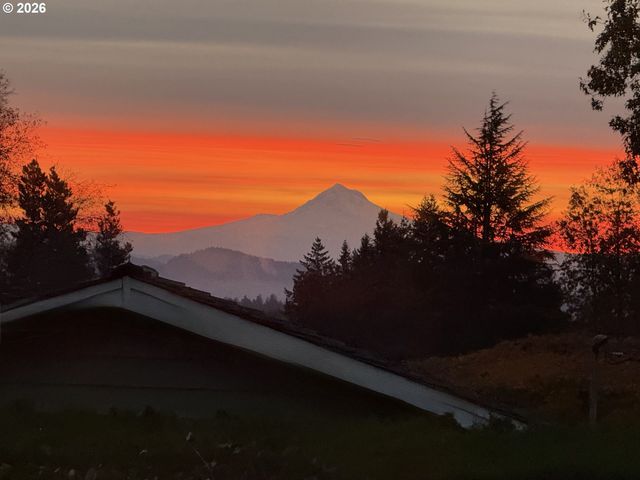 13240 KNAUS Rd, Lake Oswego, OR 97034