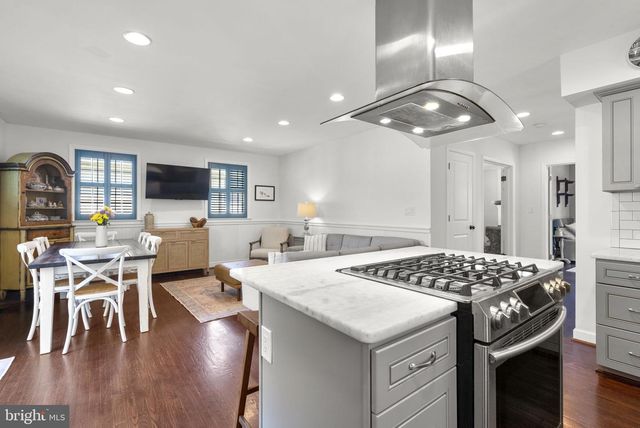 9504 BILTMORE DR, Silver Spring, MD 20901