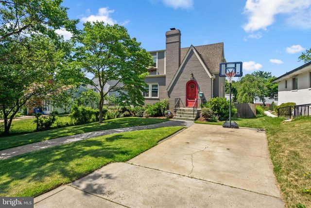 9504 BILTMORE DR, Silver Spring, MD 20901