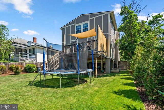 9504 BILTMORE DR, Silver Spring, MD 20901