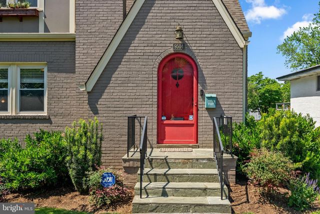 9504 BILTMORE DR, Silver Spring, MD 20901