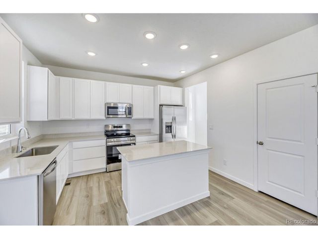 39788 Bradley St, Elizabeth, CO 80107