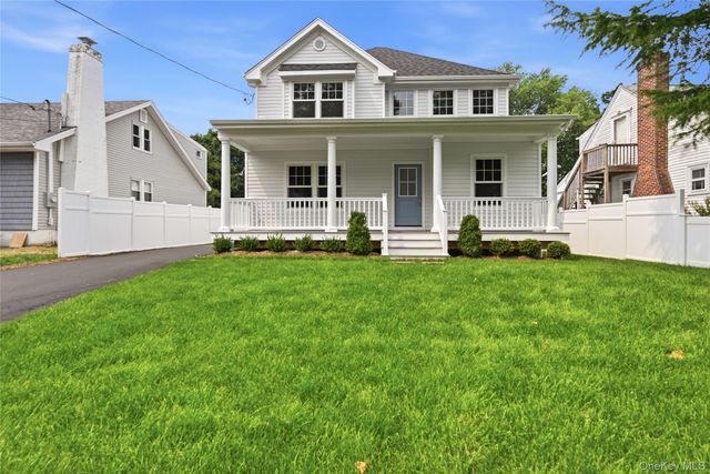 47 Central Parkway, Huntington, NY 11743