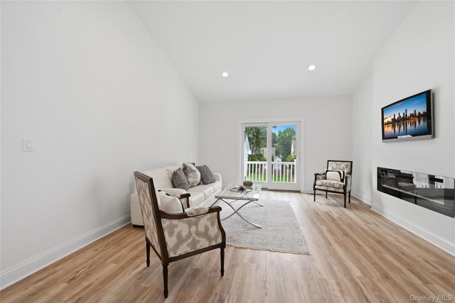 47 Central Parkway, Huntington, NY 11743