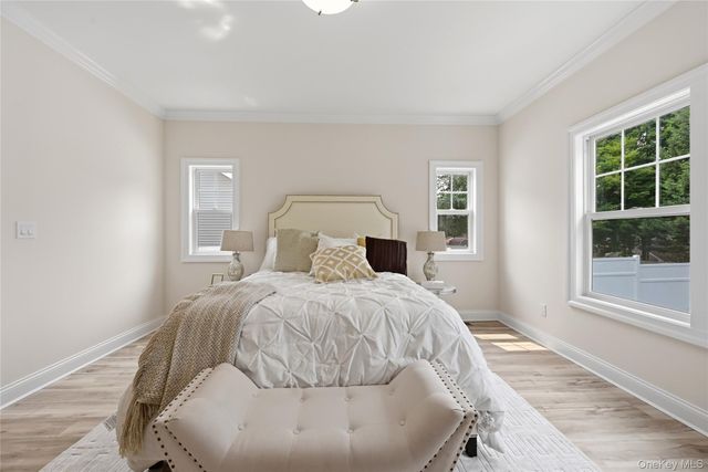 47 Central Parkway, Huntington, NY 11743