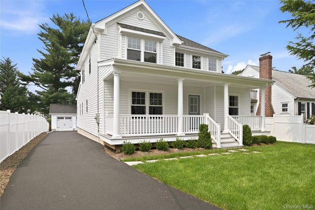 47 Central Parkway, Huntington, NY 11743