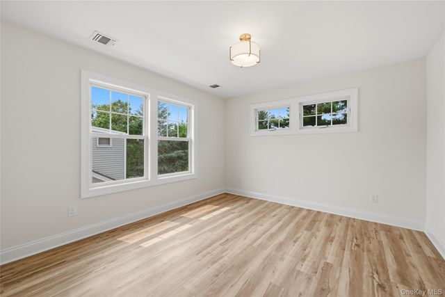 47 Central Parkway, Huntington, NY 11743
