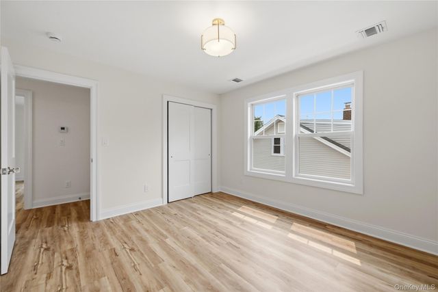 47 Central Parkway, Huntington, NY 11743