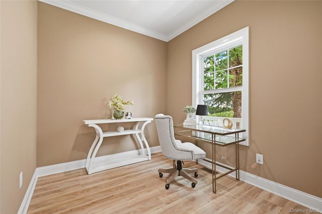 47 Central Parkway, Huntington, NY 11743