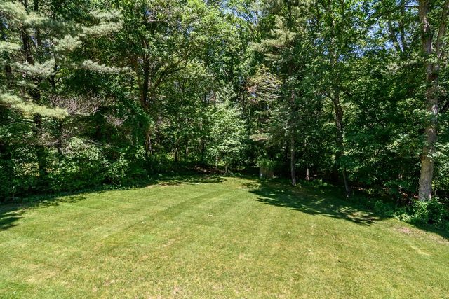 13 Aqueduct Rd, Natick, MA 01760