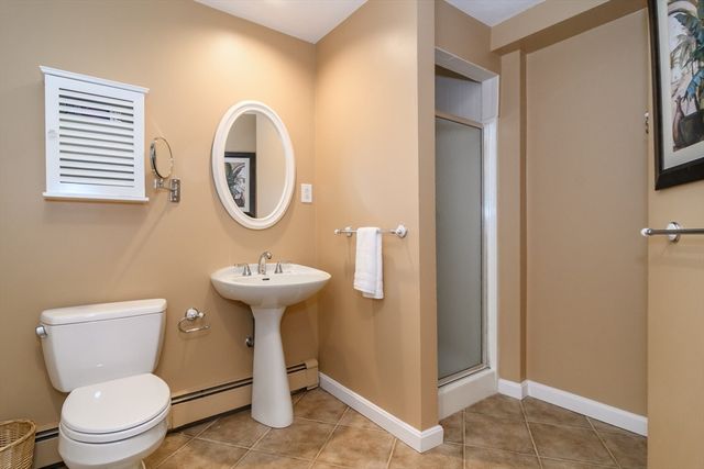 13 Aqueduct Rd, Natick, MA 01760
