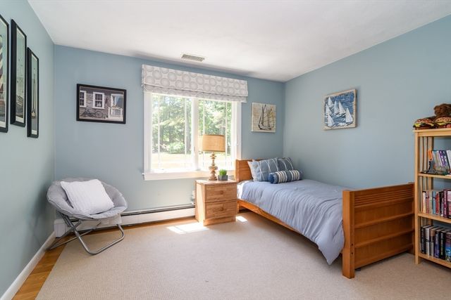 13 Aqueduct Rd, Natick, MA 01760