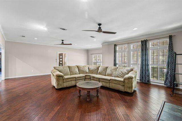 7324 Old Mill Run, Fort Worth, TX 76133