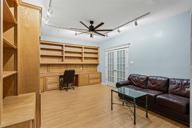 7324 Old Mill Run, Fort Worth, TX 76133