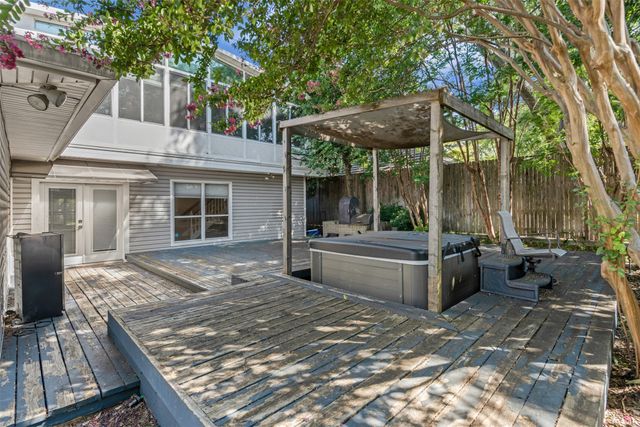 7324 Old Mill Run, Fort Worth, TX 76133