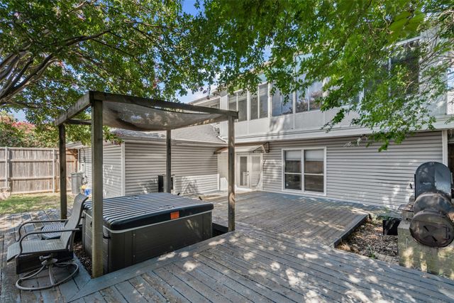 7324 Old Mill Run, Fort Worth, TX 76133
