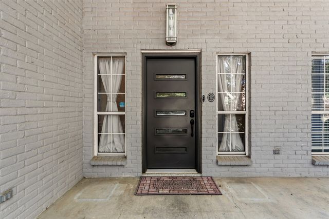 7324 Old Mill Run, Fort Worth, TX 76133