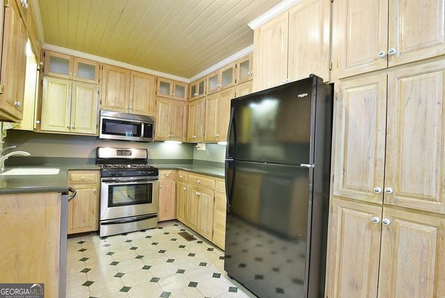 174 A Circle, Pine Mountain Valley, GA 31823