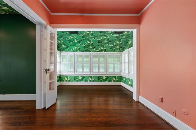 4720 Collinwood Avenue, Fort Worth, TX 76107