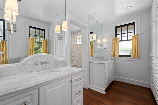 4720 Collinwood Avenue, Fort Worth, TX 76107