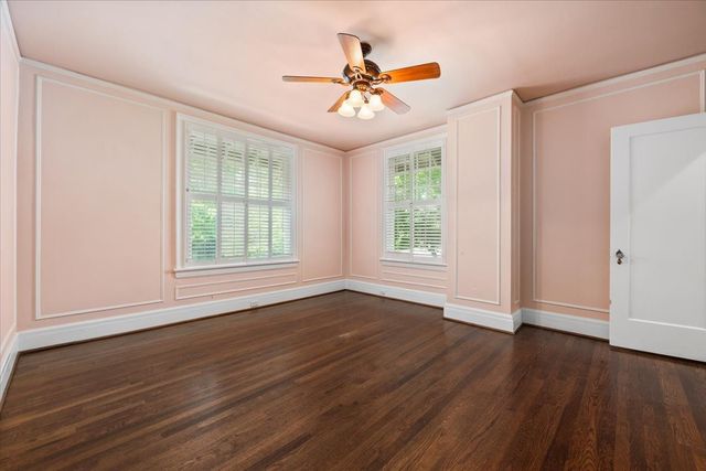 4720 Collinwood Avenue, Fort Worth, TX 76107