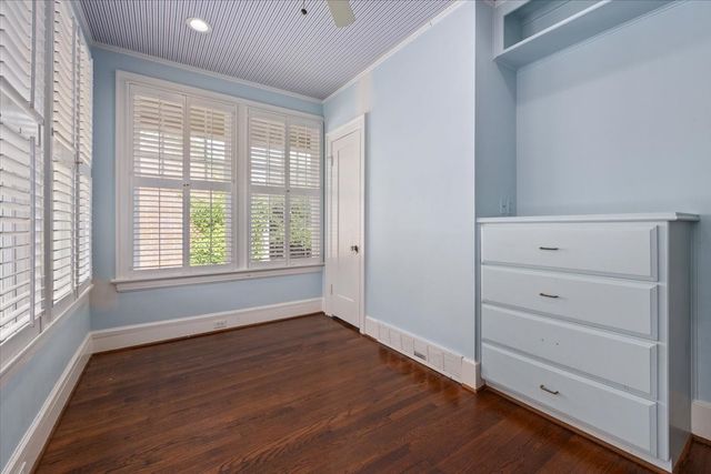 4720 Collinwood Avenue, Fort Worth, TX 76107