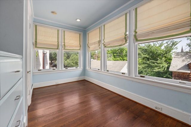 4720 Collinwood Avenue, Fort Worth, TX 76107