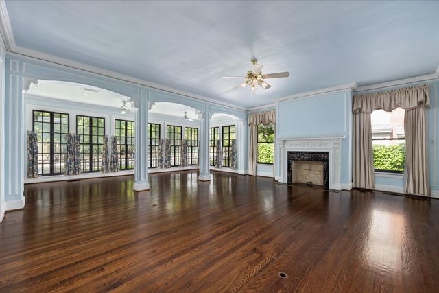 4720 Collinwood Avenue, Fort Worth, TX 76107