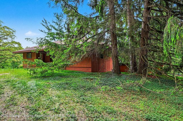 1163 W Grand River Avenue, Okemos, MI 48864