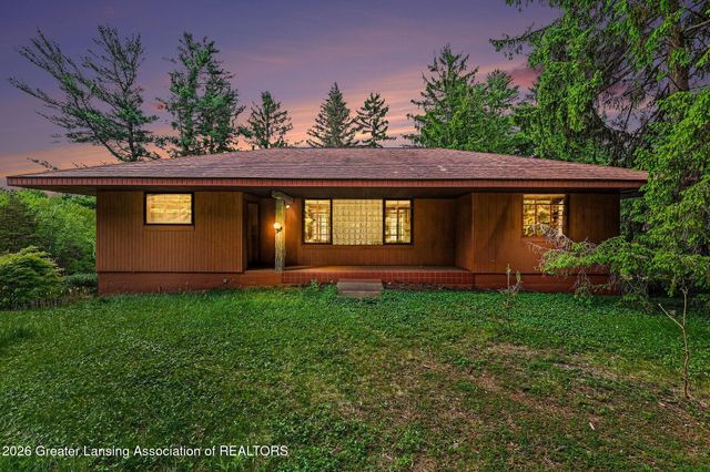 1163 W Grand River Avenue, Okemos, MI 48864
