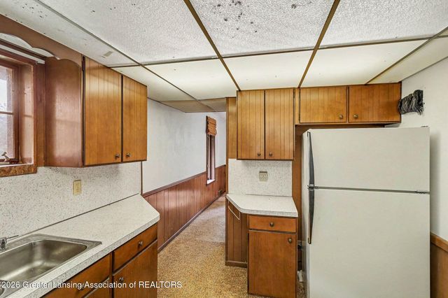 1163 W Grand River Avenue, Okemos, MI 48864