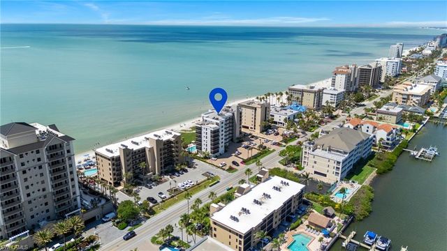 9375 Gulf Shore DR # 401, Naples, FL 34108
