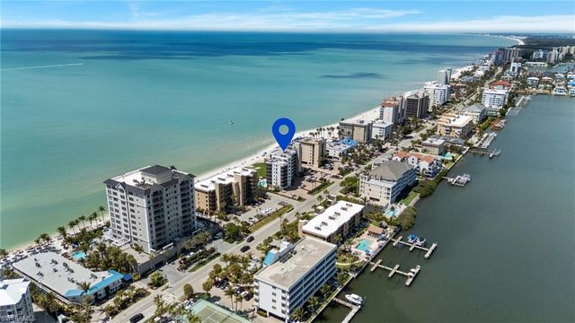 9375 Gulf Shore DR # 401, Naples, FL 34108