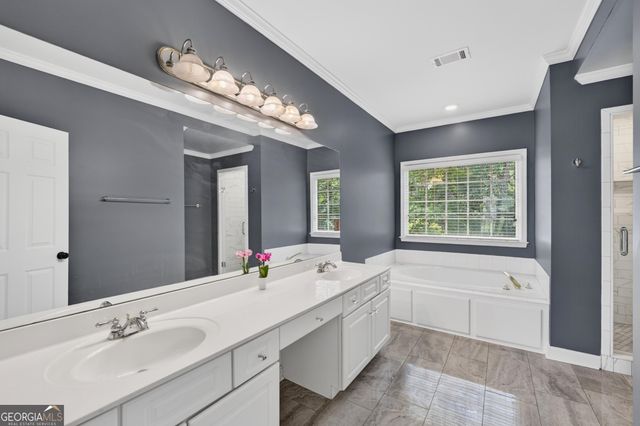 1995 Silverstone Drive, Lawrenceville, GA 30045