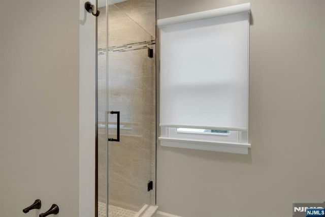 111 Crain Road, Paramus, NJ 07652