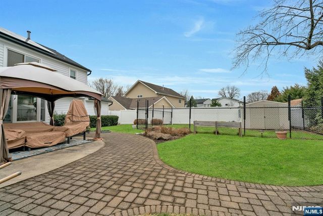 111 Crain Road, Paramus, NJ 07652