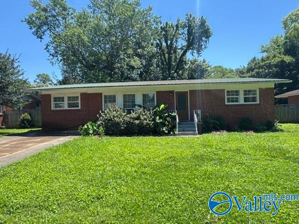412 Ewing Street NW, Huntsville, AL 35805
