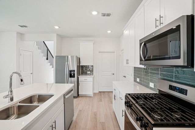 4143 Lavon Drive, Farmersville, TX 75442