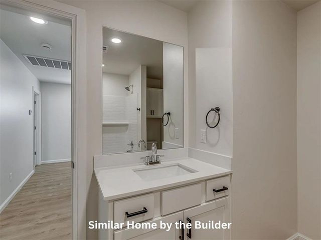 19608 Horseshoe Avenue, Edmond, OK 73012