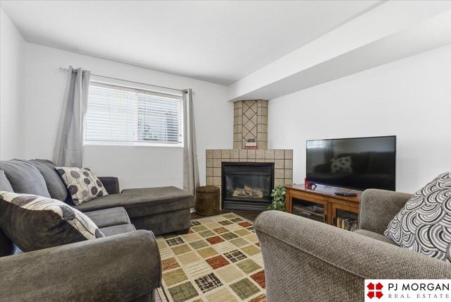 3104 Sheridan Road, Bellevue, NE 68123