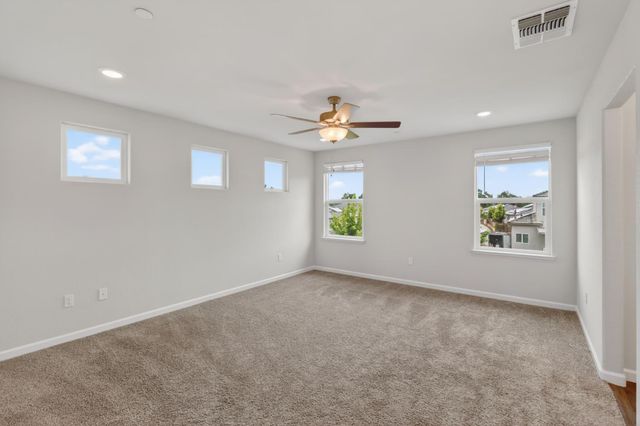 1504 Willow Dr, Ione, CA 95640