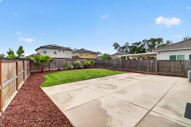 1504 Willow Dr, Ione, CA 95640