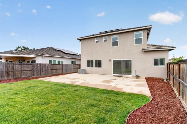 1504 Willow Dr, Ione, CA 95640