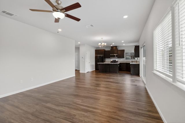 1504 Willow Dr, Ione, CA 95640